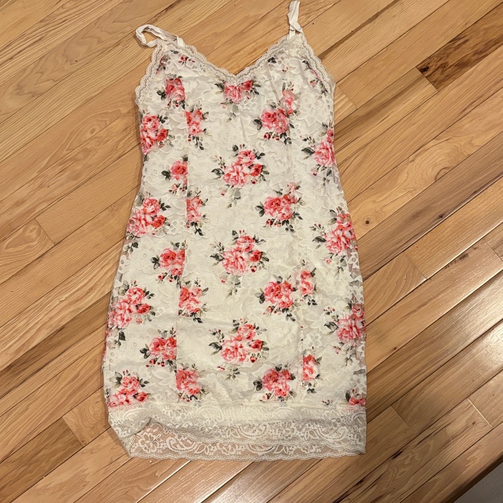 Forever 21 White Lace Dress